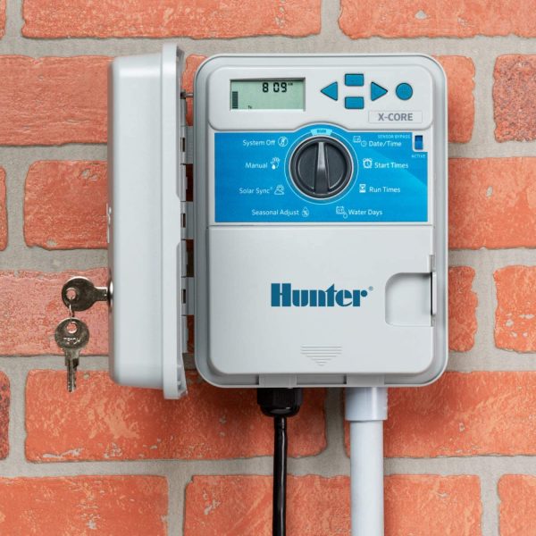 81Wk+PmxShL._AC_SL1500_ Bộ điều khiển tưới ngoài trời 6 trạm Hunter Sprinkler XC600 X-Core
