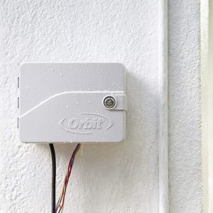 Bộ điều khiển tưới nước tự động Orbit 57946 B-hyve, 6 trạm, tương thích với Alexa.